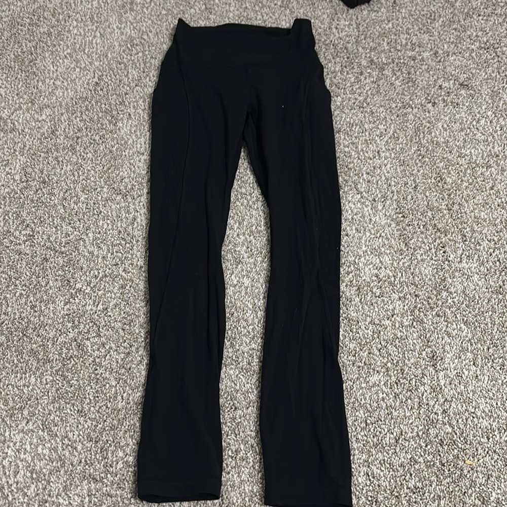 lululemon black leggings POCKETS